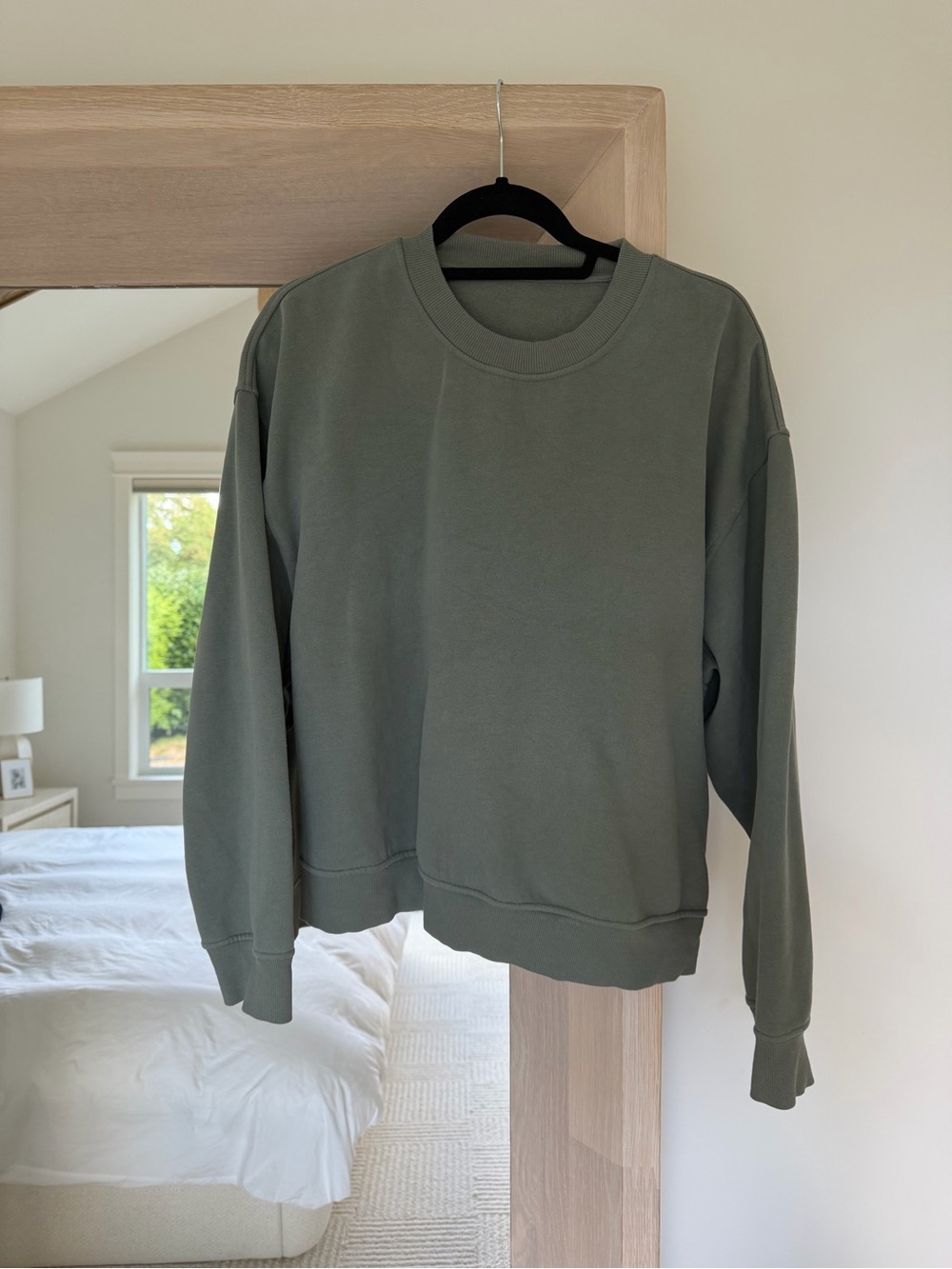Women’s Lululemon Steady State Crew - like new